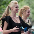俄罗斯美女喜欢中国男生吗,俄罗斯美女对中国男生的吸引力解析